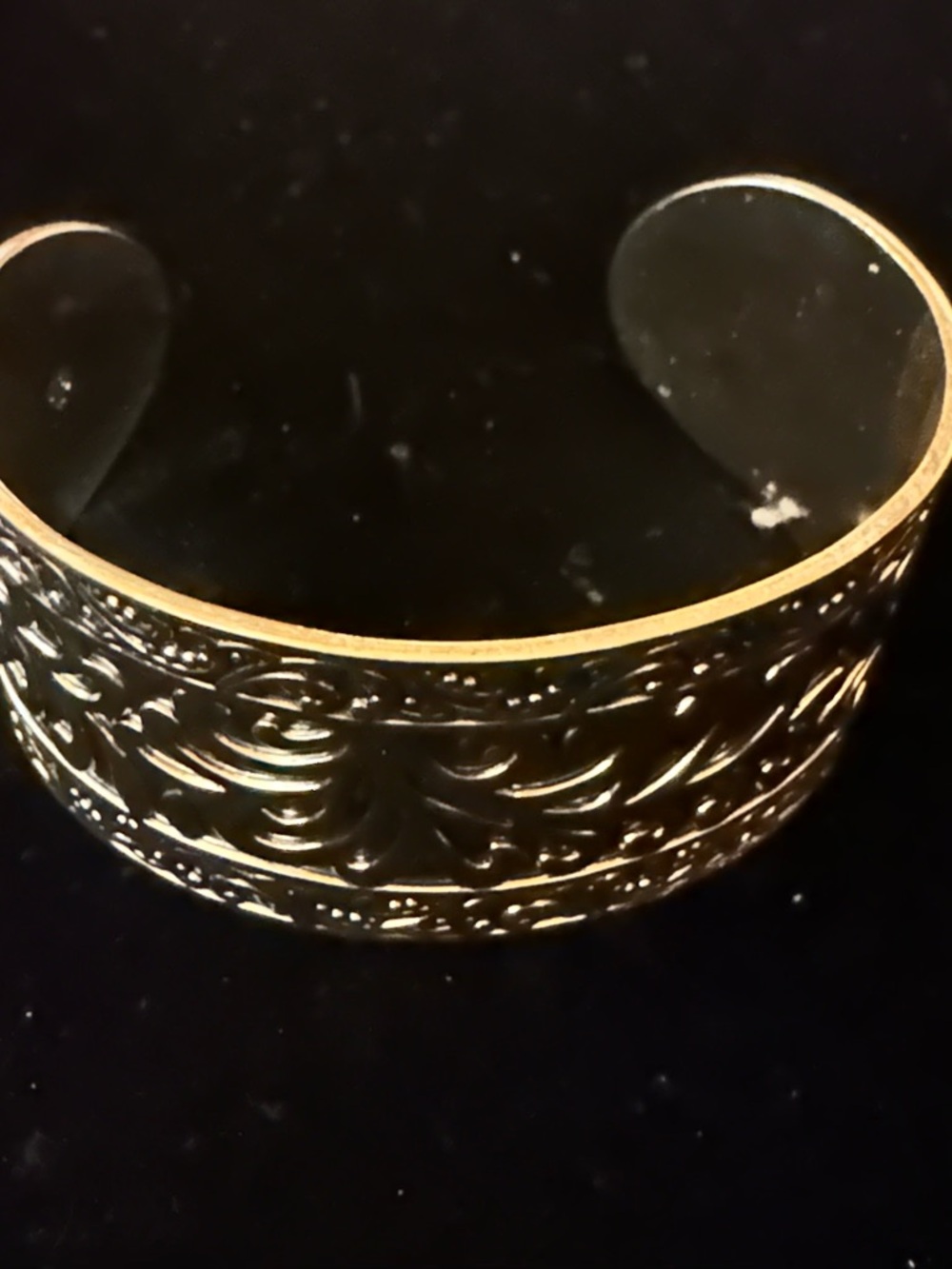 Ornate silver-Tone Filigree Cuff Bracelet